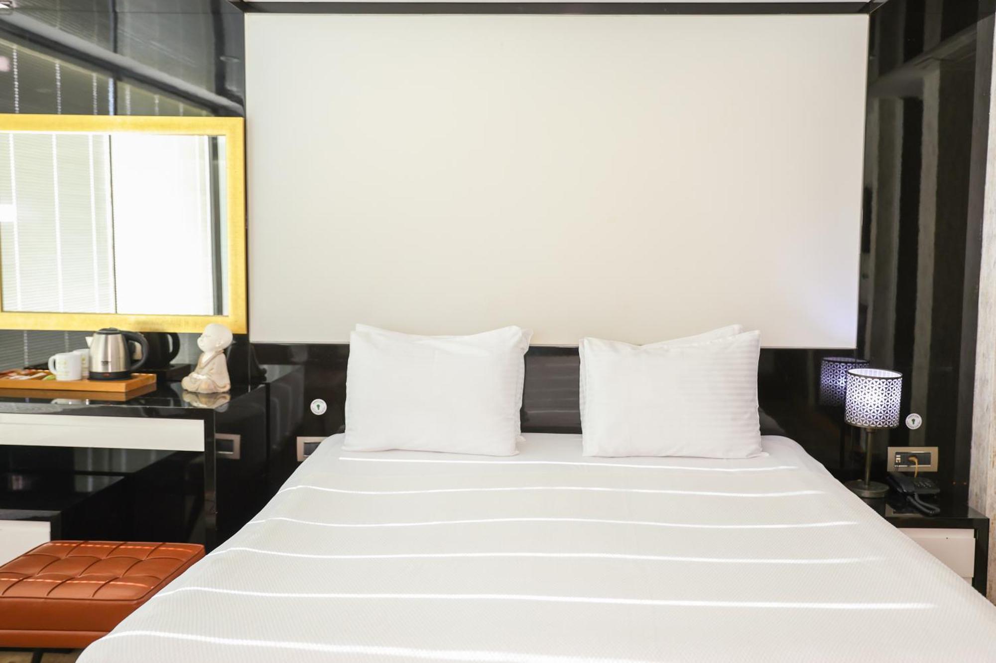 The Hera Platinum Hotel Istanbul Exterior photo